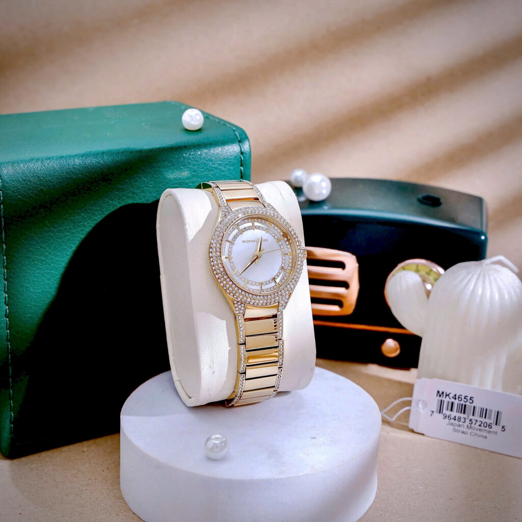 Đồng hồ Michael Kors Outlet Sylvia MK4655 đính đá like auth 33mm
