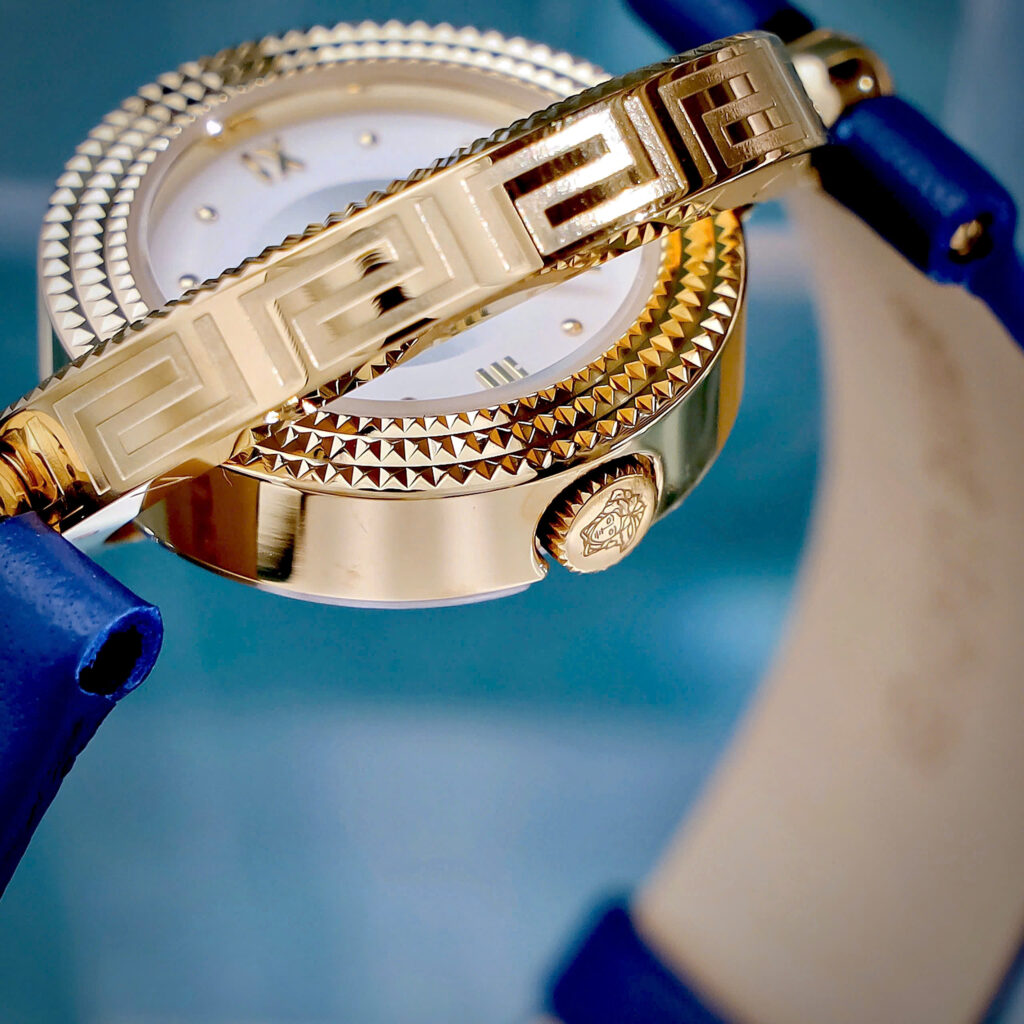 Đồng hồ Versace Eon nữ vàng gold dây da xanh blue like auth 33mm