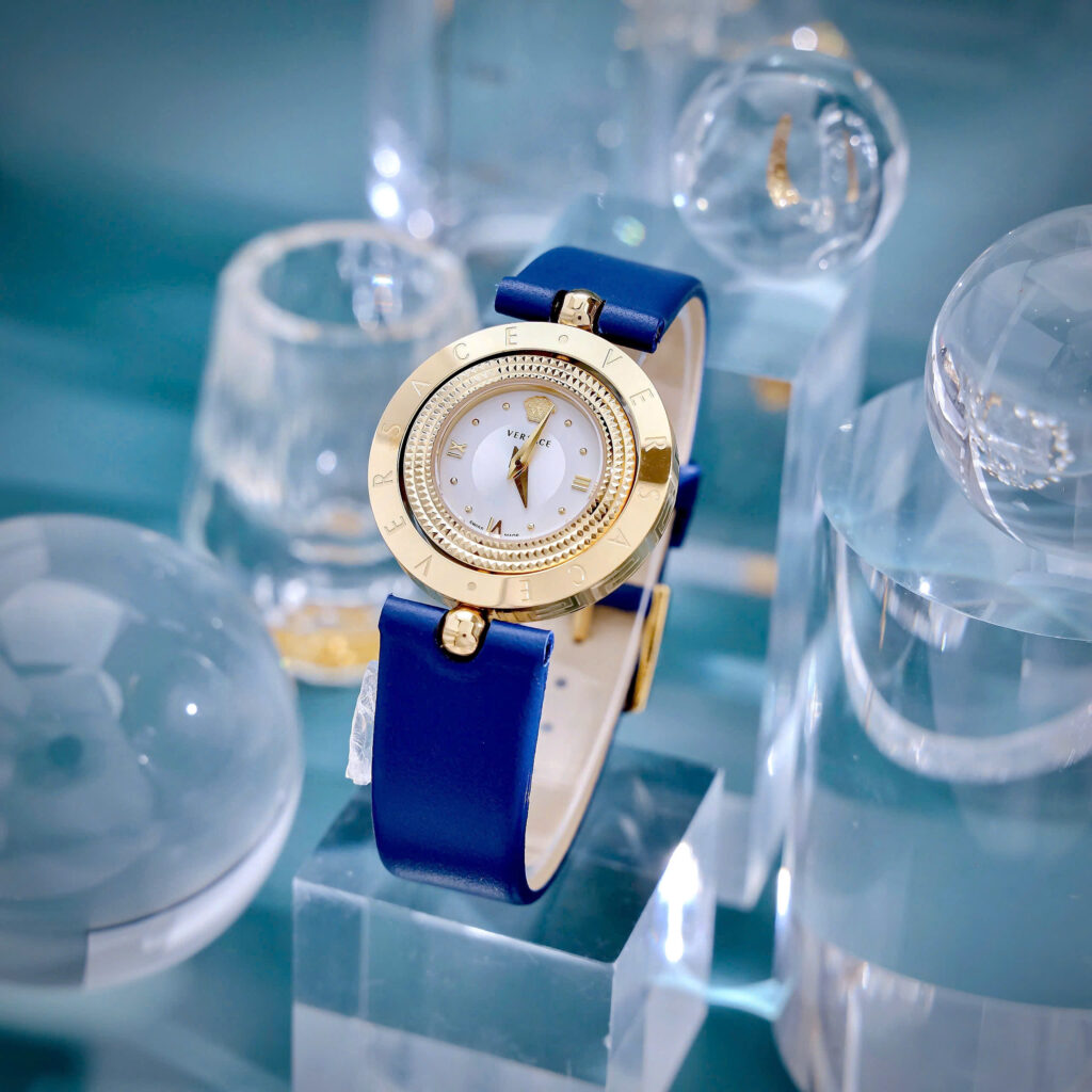 Đồng hồ Versace Eon nữ vàng gold dây da xanh blue like auth 33mm