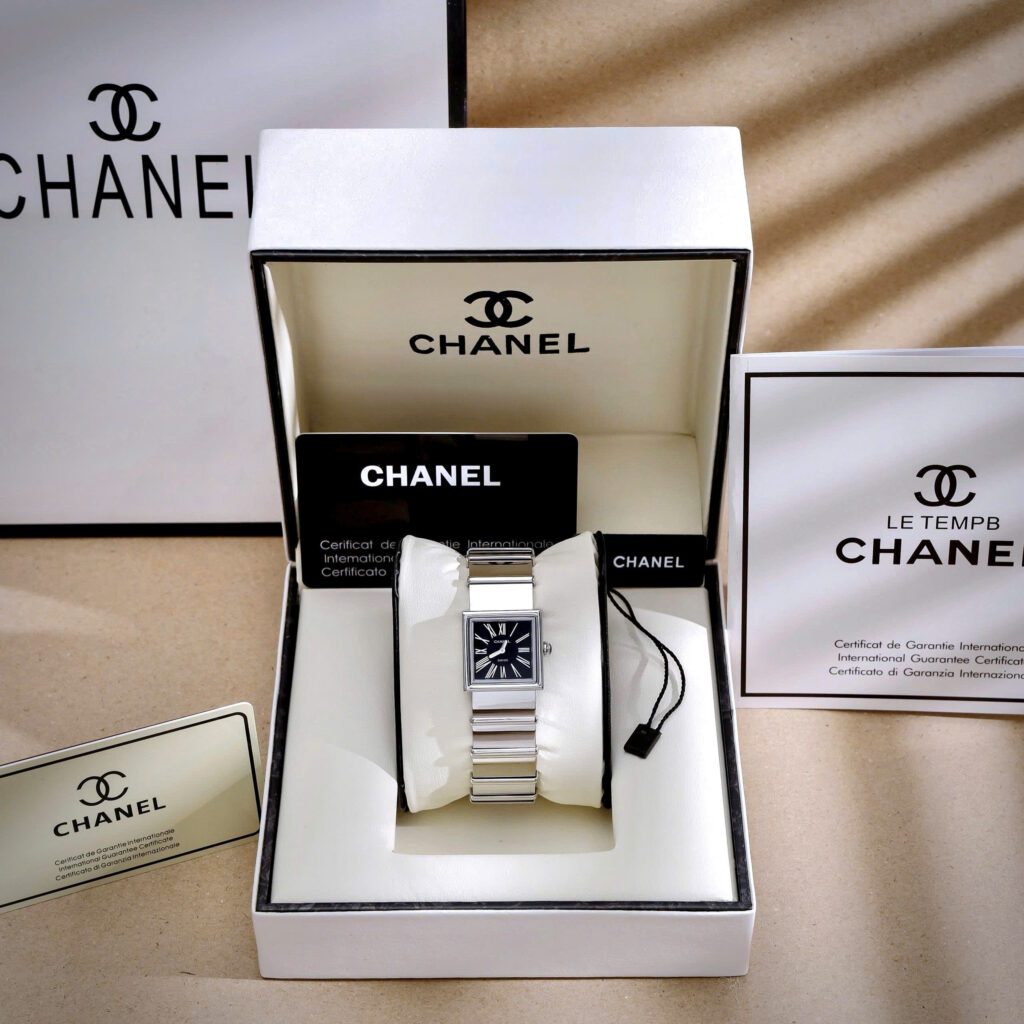 Đồng hồ Chanel Mademoiselle Ladies H0826 mặt vuông cọc số la mã like auth 22x23mm