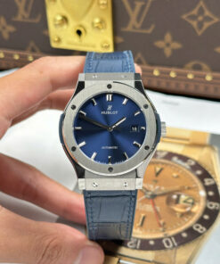 Đồng hồ Hublot Rep cao cấp Classic Fusion Titanium mặt xanh dương máy cơ Thụy Sỹ xưởng JJZ 42mm (2)