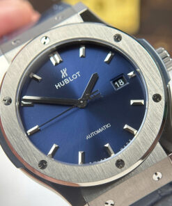 Đồng hồ Hublot Rep cao cấp Classic Fusion Titanium mặt xanh dương máy cơ Thụy Sỹ xưởng JJZ 42mm (2)