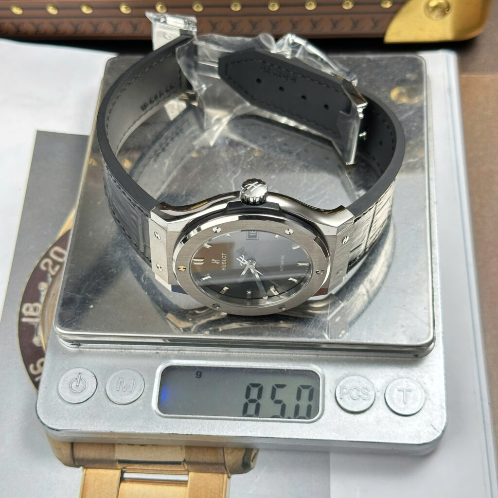 Đồng hồ Hublot Replica 11 Classic Fusion Titanium mặt xám máy cơ Thụy Sỹ xưởng JJZ 42mm (2)