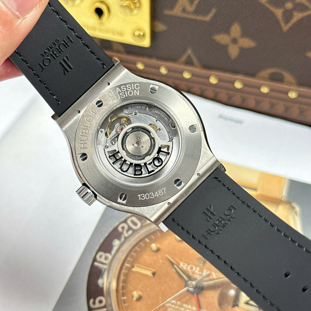 Đồng hồ Hublot Replica 11 Classic Fusion Titanium mặt xám máy cơ Thụy Sỹ xưởng JJZ 42mm (2)