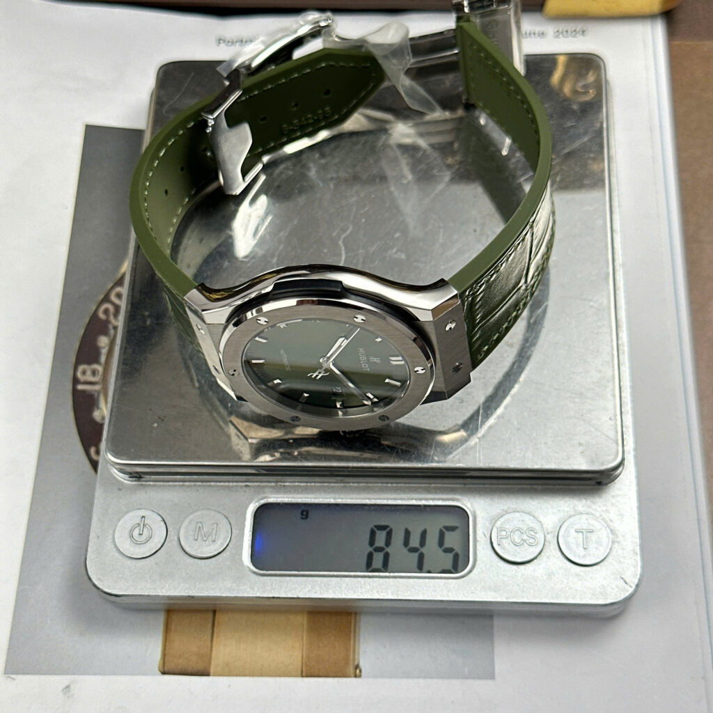 Đồng hồ Hublot Replica 11 Classic Fusion Titanium mặt xanh lá cây máy cơ Thụy Sỹ xưởng JJZ 42mm (2)