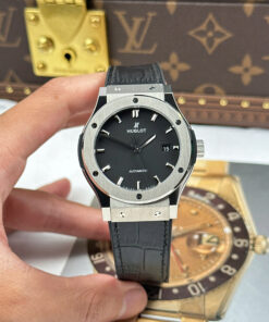 Đồng hồ Hublot Replica cao cấp Classic Fusion Titanium mặt đen máy cơ Thụy Sỹ xưởng JJZ 42mm (2)