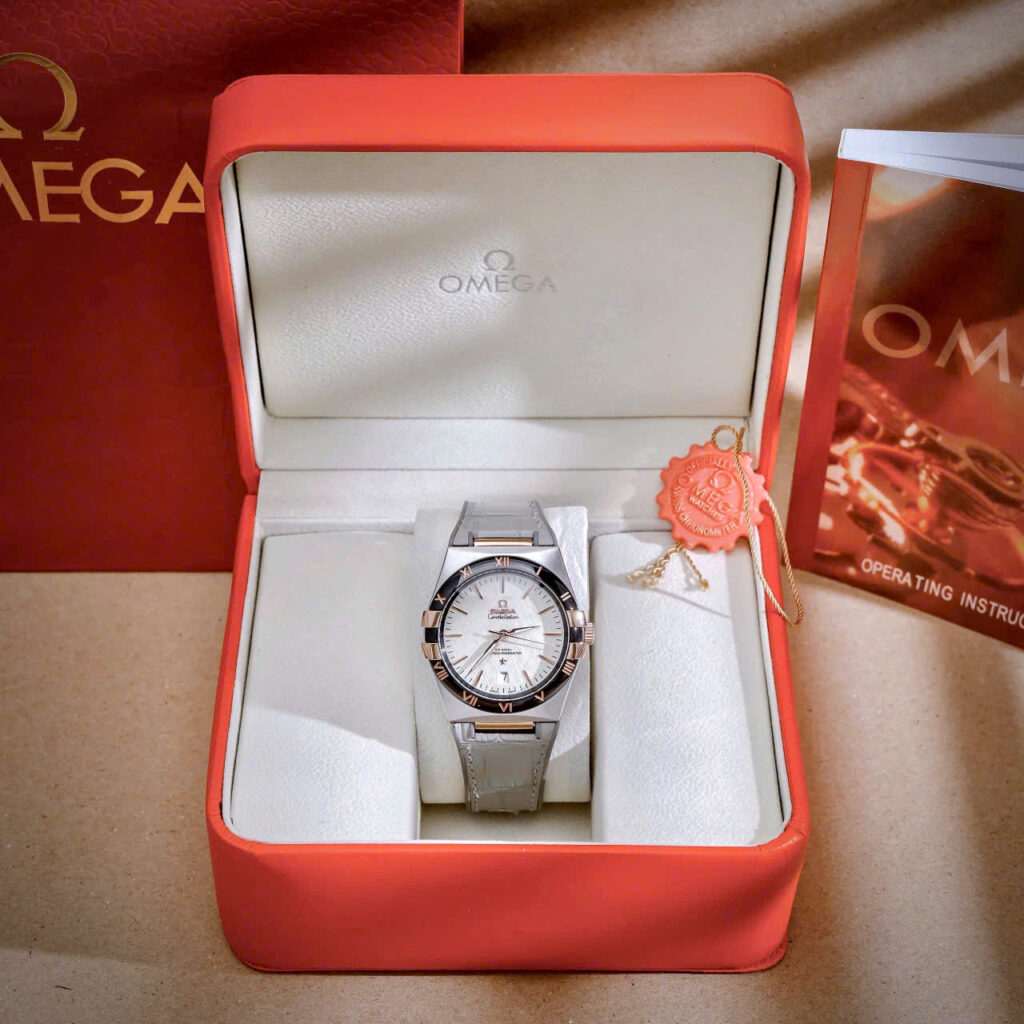  Đồng hồ Omega Constellation nam demi vàng dây cao su xám fake cao cấp 41mm