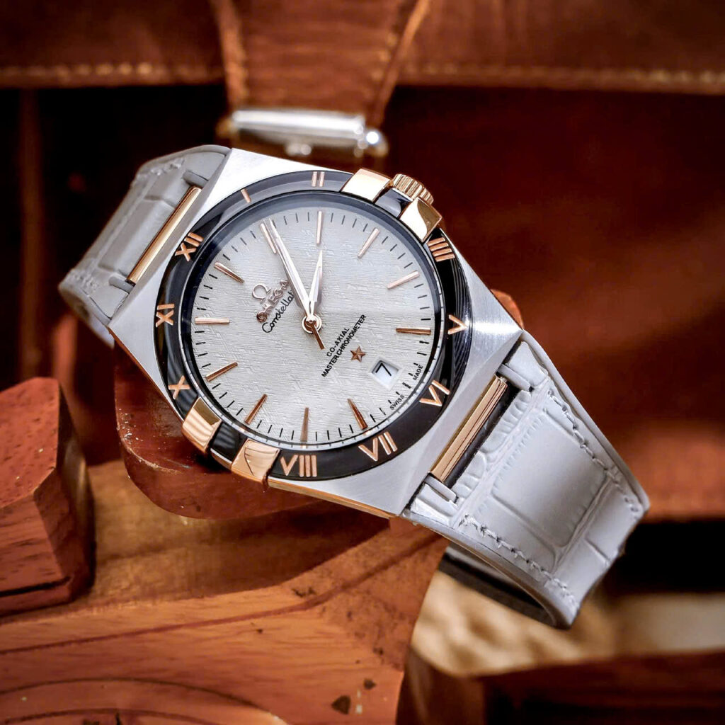  Đồng hồ Omega Constellation nam demi vàng dây cao su xám fake cao cấp 41mm