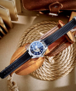 Đồng hồ Omega Seamaster Aqua Terra dây cao su đen fake cao cấp 42mm