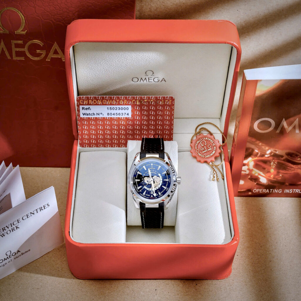 Đồng hồ Omega Seamaster Aqua Terra dây cao su đen fake cao cấp 42mm