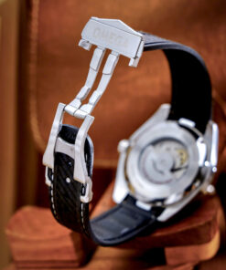 Đồng hồ Omega Seamaster Aqua Terra dây cao su đen fake cao cấp 42mm