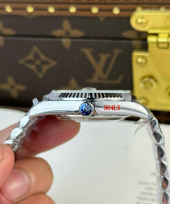 Đồng hồ Rolex Day-Date Replica 1 1 mặt xanh lá cây cọc số la mã nặng 186 gram xưởng QF 40mm (2)