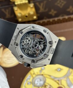 Đồng hồ nam Audemars Piguet Replica 11 Royal Oak Titanium 26631IO Spider-Man dây cao su 42mm (2)