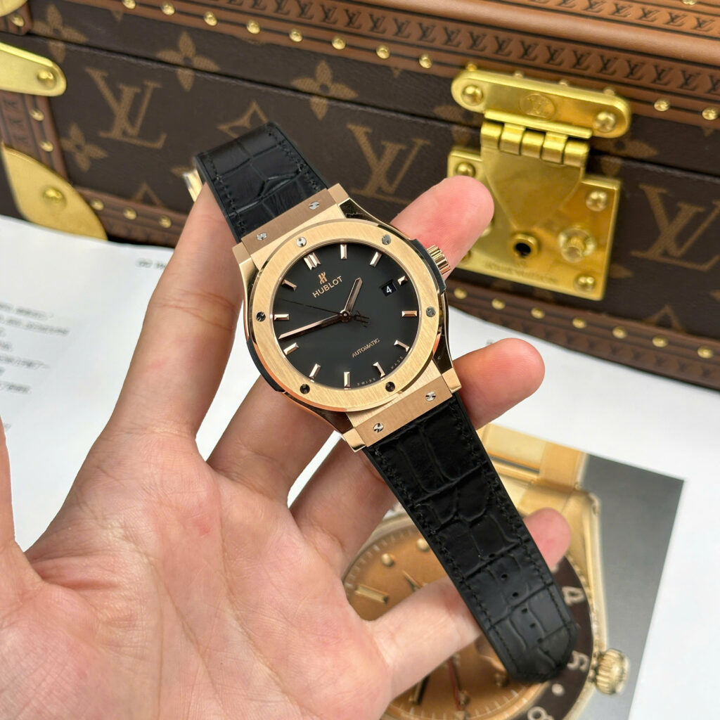 Đồng hồ nam Hublot Replica 11 Classic Fusion King Gold mặt đen máy cơ Thụy Sỹ xưởng JJZ 42mm (2)