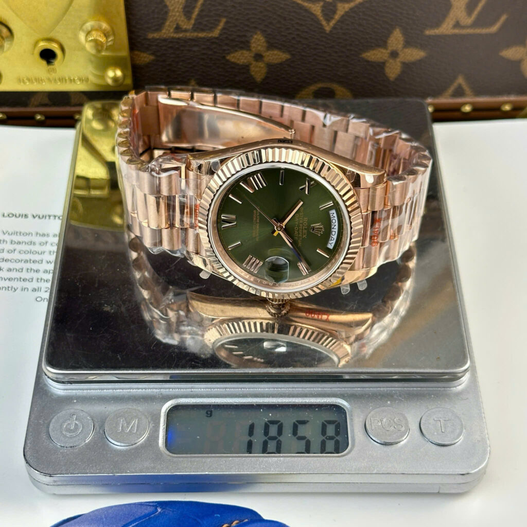 Đồng hồ nam Replica 11 Rolex Day-Date mặt xanh lá cây nặng 186 gram nhà máy QF 40mm (2)