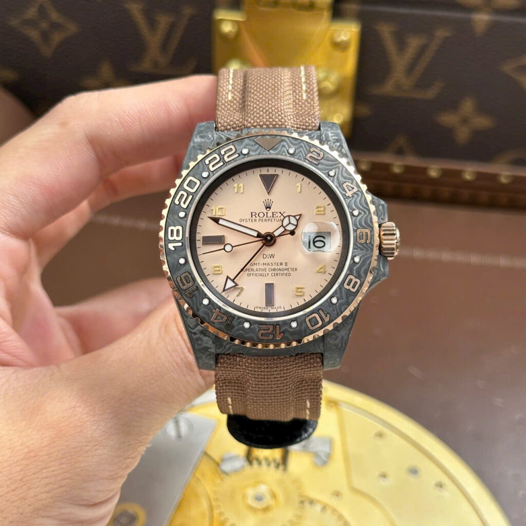 Đồng hồ nam Rolex GMT-Master II DiW Replica 11 mặt hồng máy cơ Thụy Sỹ 40mm (1)