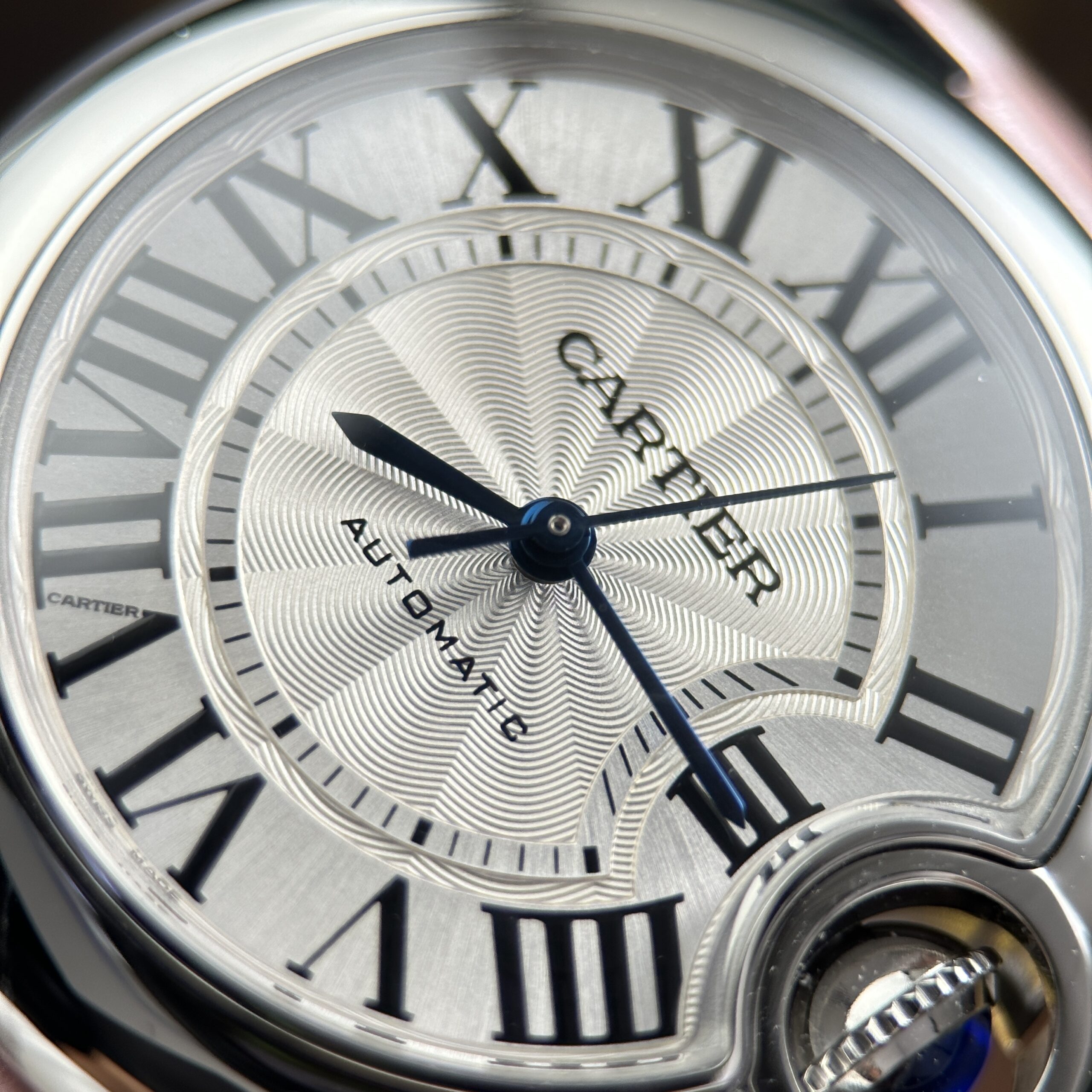 Đồng hồ Cartier Ballon Bleu Replica 11 màu hồng máy cơ tự động xưởng AF 33mm (5) Đồng hồ Cartier Ballon Bleu Replica 11 màu hồng máy cơ tự động xưởng AF 33mm (2)
