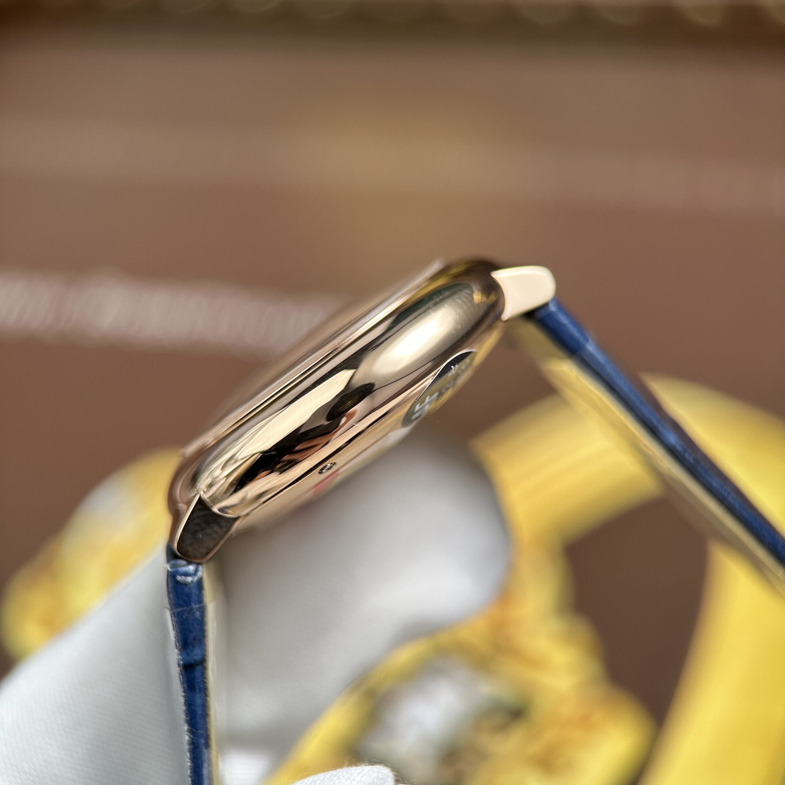 Đồng hồ Cartier Ballon Bleu WGBB0052 Replica 11 mạ vàng hồng dây da xưởng AF 33mm (3) Đồng hồ Cartier Ballon Bleu WGBB0052 Replica 11 mạ vàng hồng dây da xưởng AF 33mm (2)