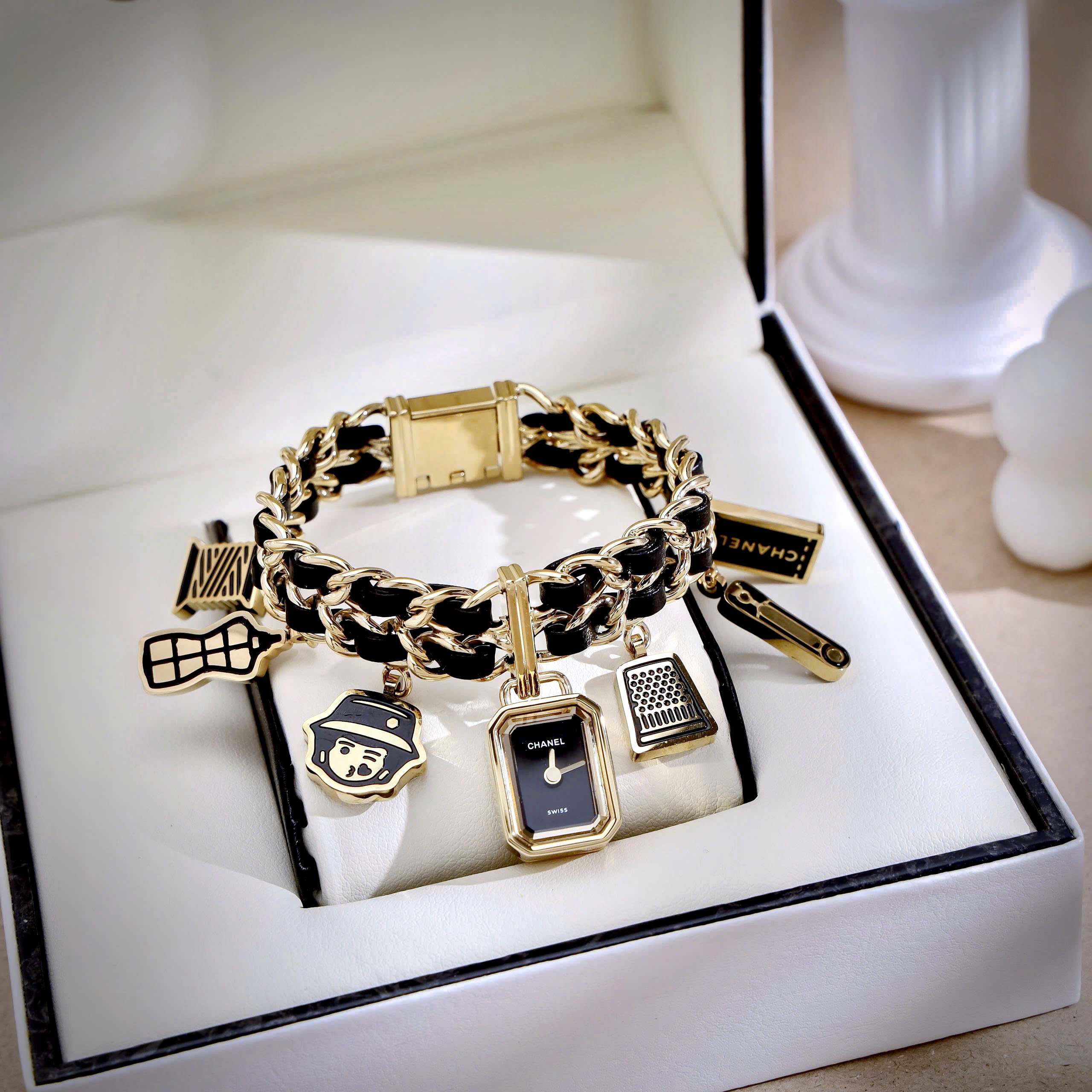 Đồng hồ Chanel Première charms H9859 máy pin nhật like auth 19.7 × 15.2 x 7.5 mm (7)