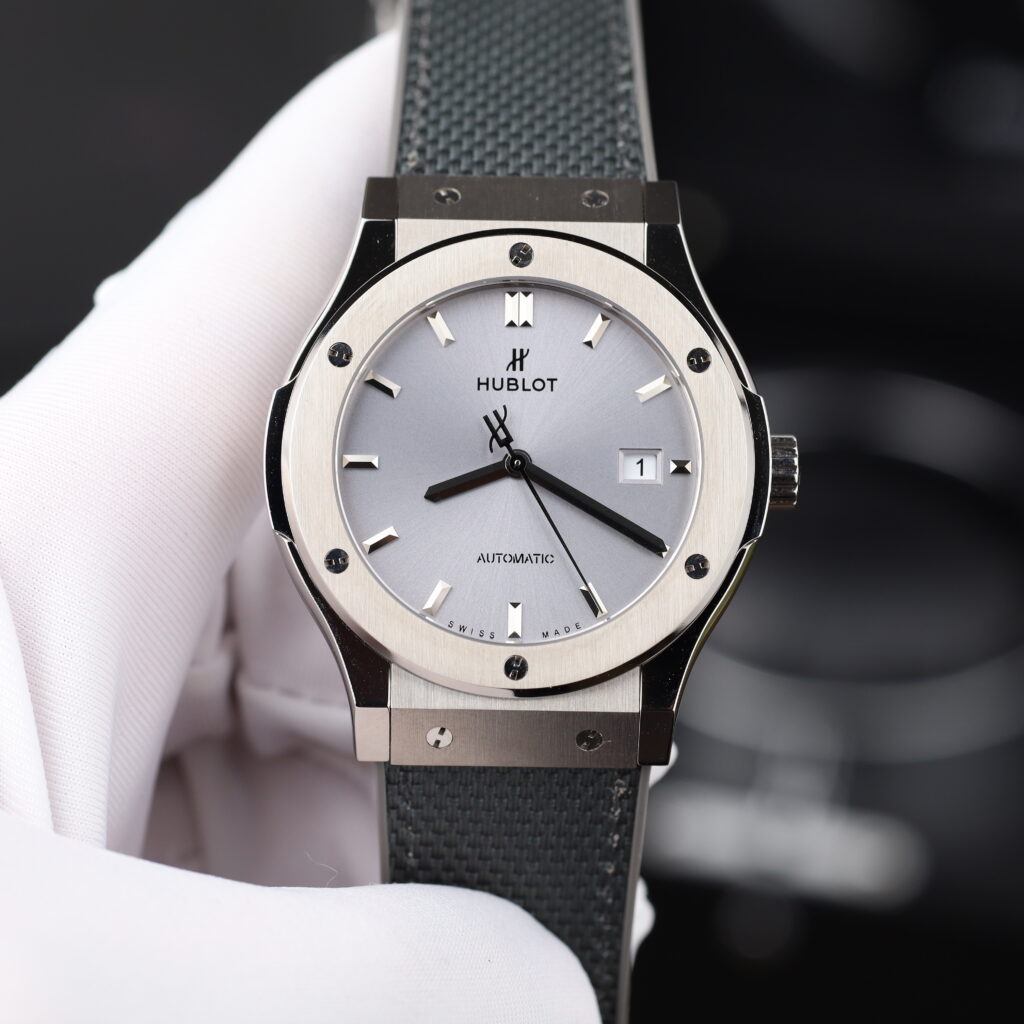 Đồng hồ Hublot Classic Fusion Replica 11 mặt xám vỏ titan siêu nhẹ nhà máy JJZ 42mm (2)
