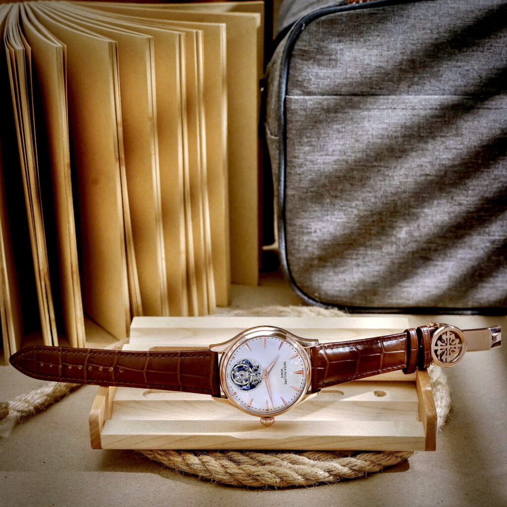 Đồng hồ Patek Philippe Genève nam vàng gold lộ cơ Tourbillon fake cao cấp 43mm