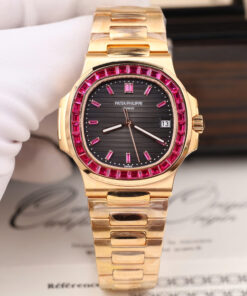Đồng hồ Patek Philippe Nautilus 5723 Replica 11 bọc vàng hồng 18K đính ruby tổng hợp 40mm (1)