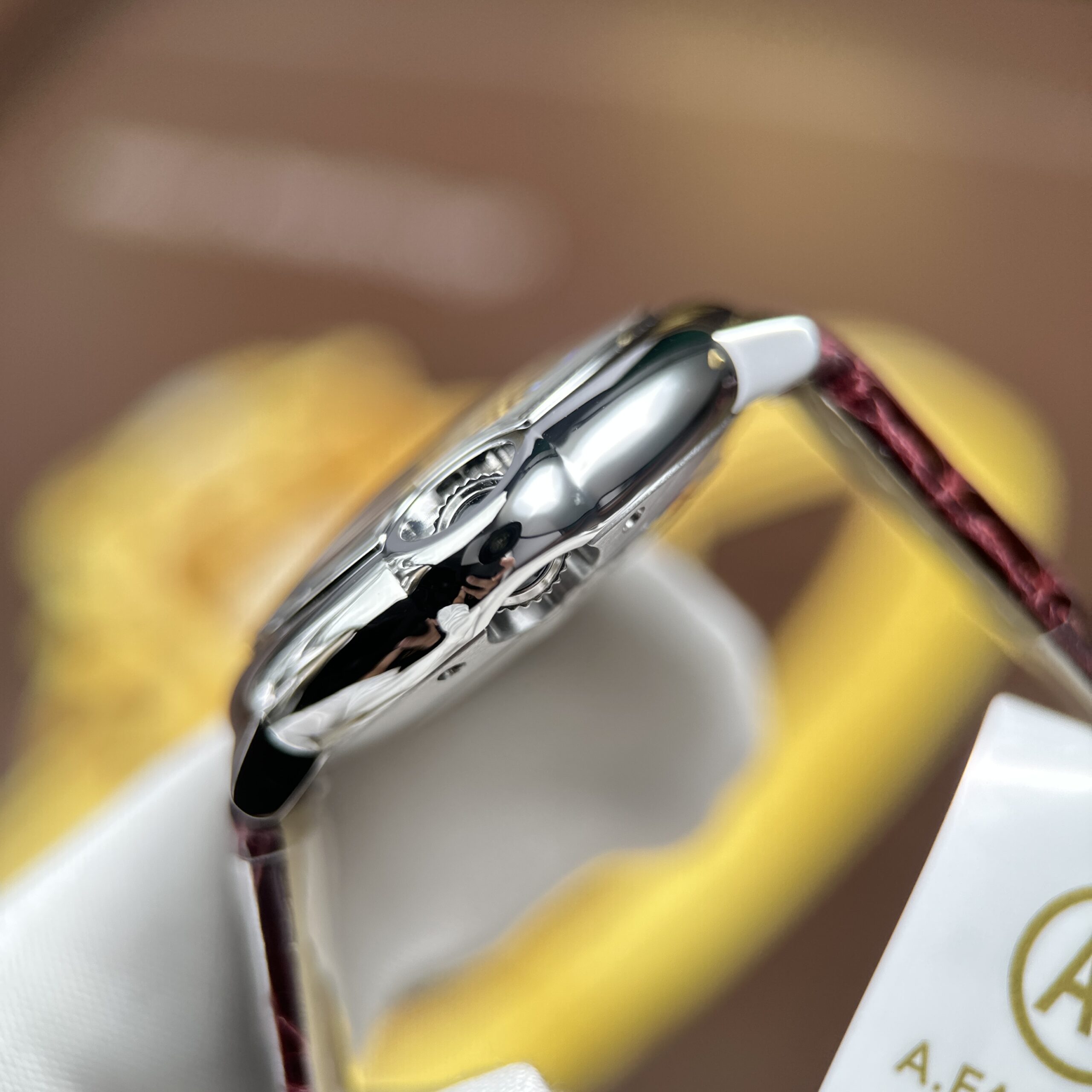 Đồng hồ nữ Cartier Ballon Bleu Rep 11 máy cơ tự động dây da xưởng AF 33mm (6) Đồng hồ nữ Cartier Ballon Bleu Rep 11 máy cơ tự động dây da xưởng AF 33mm (2)