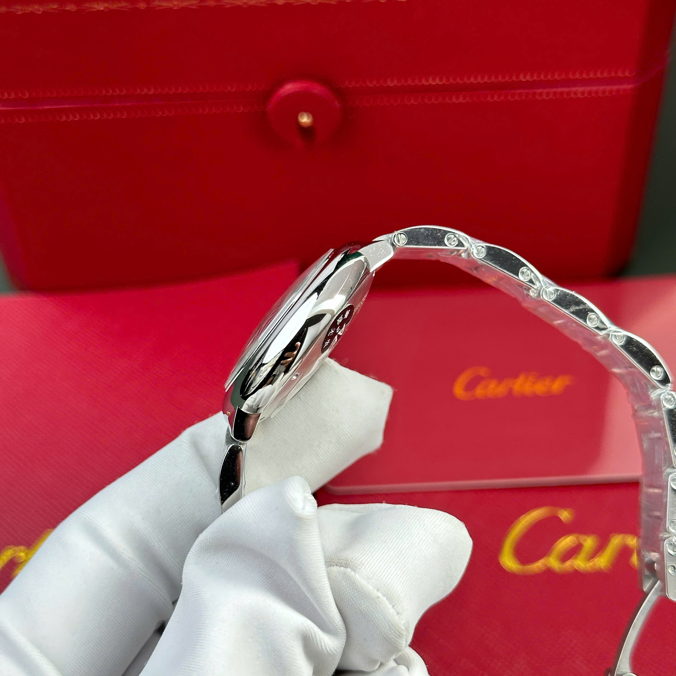 Đồng hồ nữ Cartier Ballon Bleu chế tác dây kim loại máy cơ tự động xưởng AF 33mm (5) Đồng hồ nữ Cartier Ballon Bleu chế tác dây kim loại máy cơ tự động xưởng AF 33mm (2)