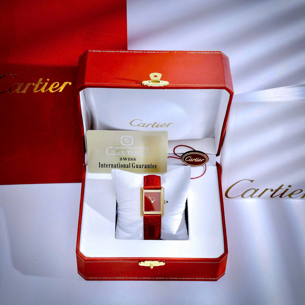 Đồng Hồ Cartier Tank Louis Nữ Vàng Gold Dây Da Đỏ Fake Cao Cấp 24x32mm