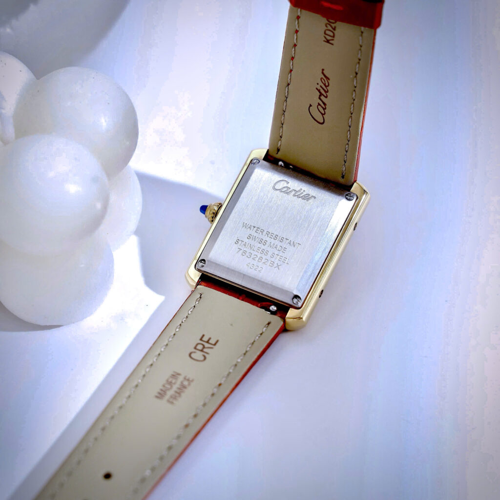 Đồng Hồ Cartier Tank Louis Nữ Vàng Gold Dây Da Đỏ Fake Cao Cấp 24x32mm