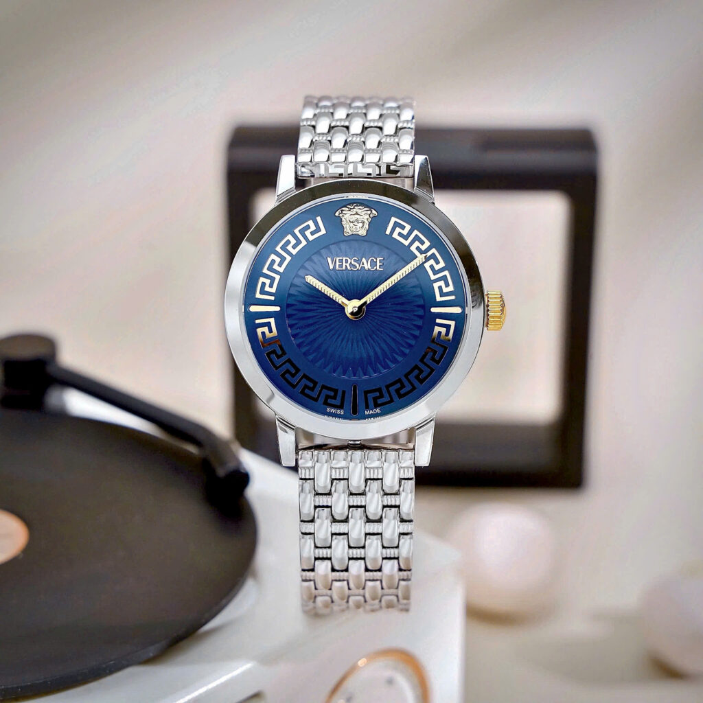 Đồng Hồ Versace VE6C00623 Greca Time dây kim loại mặt xanh blue like auth 35mm 
