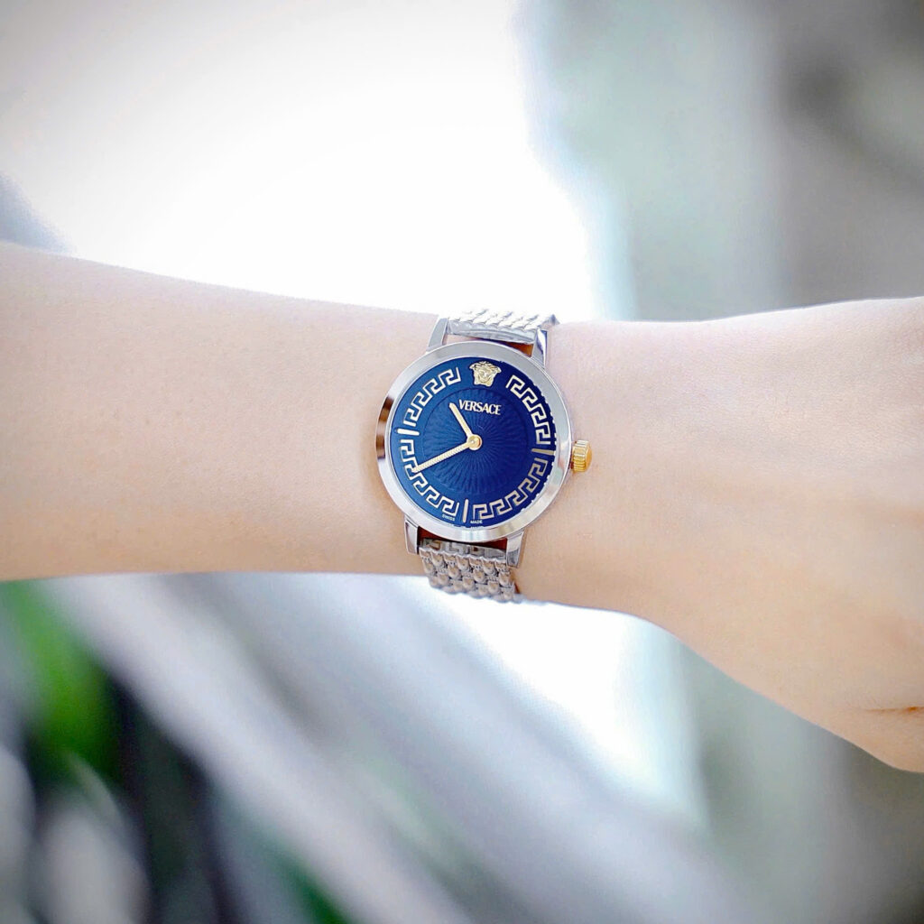 Đồng Hồ Versace VE6C00623 Greca Time dây kim loại mặt xanh blue like auth 35mm 