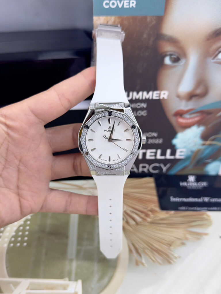 Đồng hồ Hublot Orlinski đính đá CZ dây cao su trắng fake cao cấp 40mm