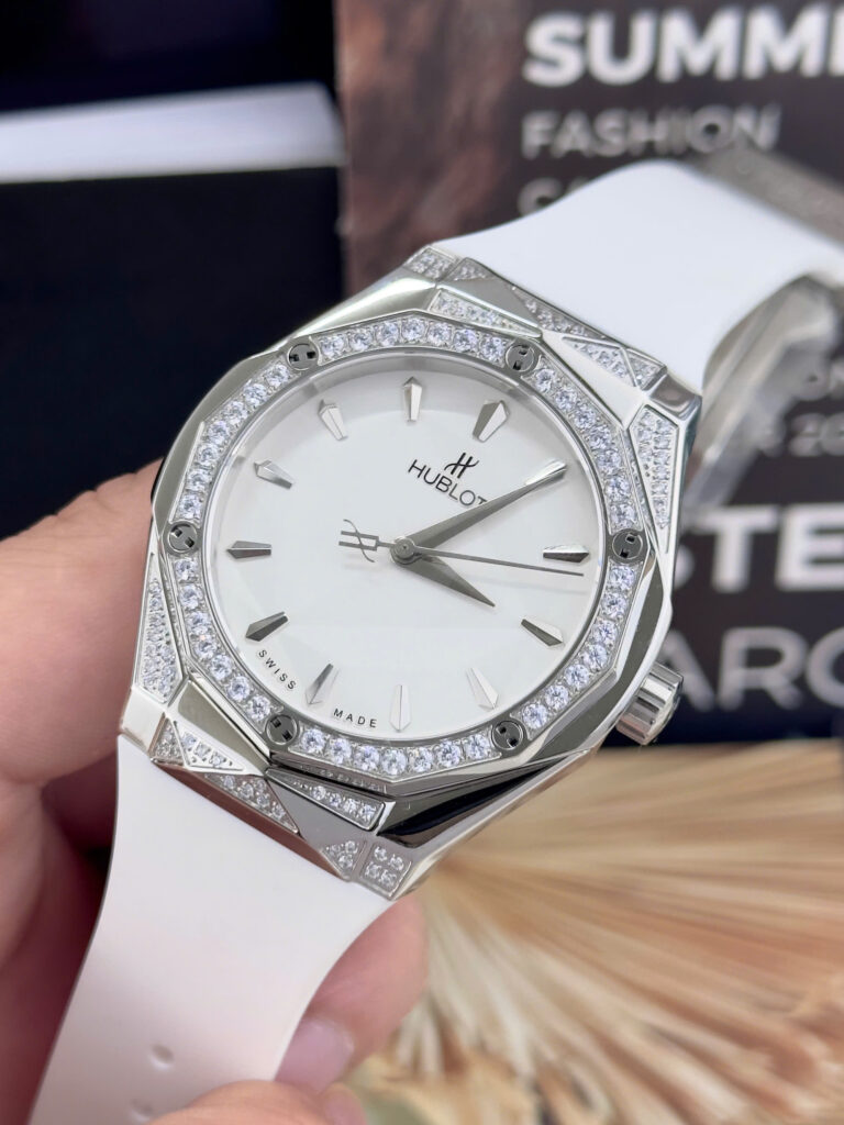 Đồng hồ Hublot Orlinski đính đá CZ dây cao su trắng fake cao cấp 40mm