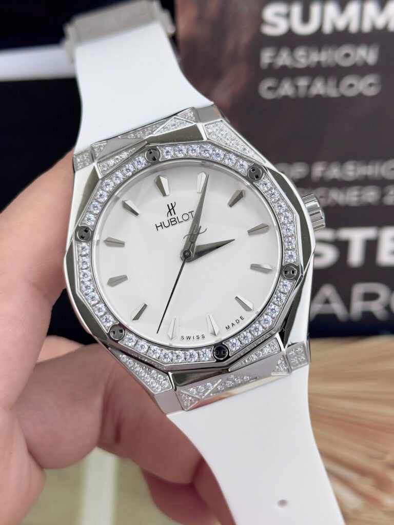 Đồng hồ Hublot Orlinski đính đá CZ dây cao su trắng fake cao cấp 40mm