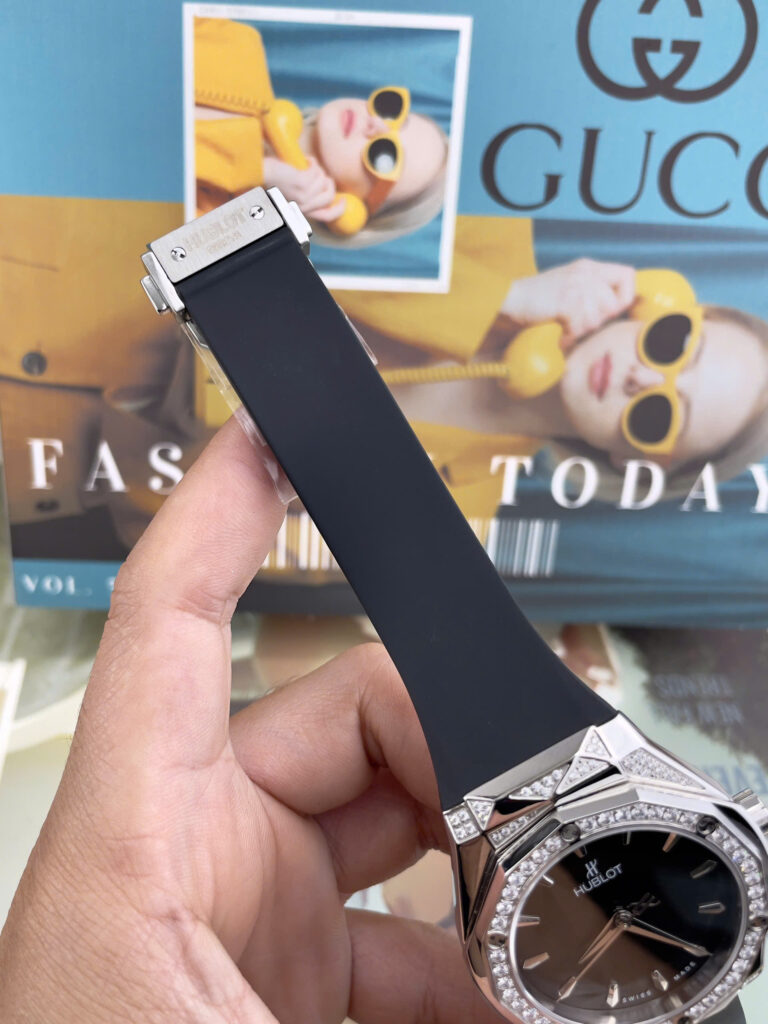 Đồng hồ Hublot Orlinski nam đính đá dây cao su máy nhật giá rẻ fake cao cấp 40mm