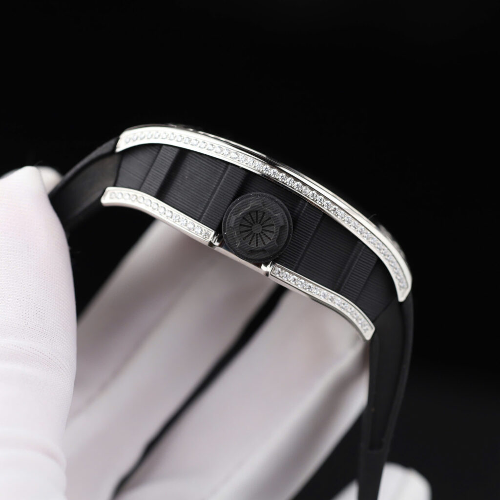 Đồng hồ Richard Mille RM59-01 chế tác bộ chuyển động tourbillon 51x43mm (2)
