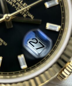 Đồng hồ Rolex Day-Date Replica cao cấp mặt đen máy calibre 3255 Thuỵ Sỹ xưởng RC 40mm (2)