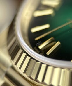 Đồng hồ Rolex nam chế tác Day-Date mặt xanh ombre máy calibre 3255 Thuỵ Sỹ xưởng RC 40mm (2)