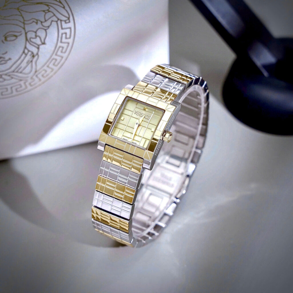 Đồng hồ Versace Mosaic nữ demi vàng gold dây kim loại máy pin nhật like auth 22mm