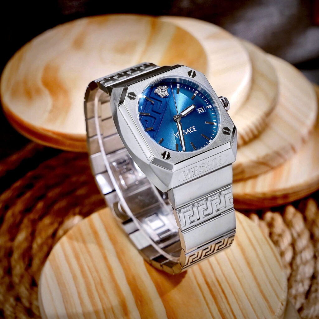 Đồng hồ Versace VE8F00524 Antares Nam Dây Kim Mặt Xanh Blue Loại Fake 11 44mm