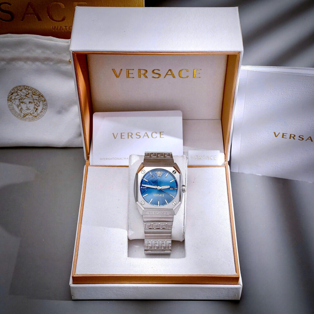 Đồng hồ Versace VE8F00524 Antares Nam Dây Kim Mặt Xanh Blue Loại Fake 11 44mm