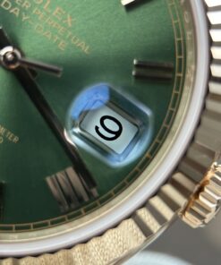 Đồng hồ nam Rolex Day-Date Replica 11 mặt xanh lá cây máy calibre 3255 Thuỵ Sỹ xưởng RC 40mm (2)