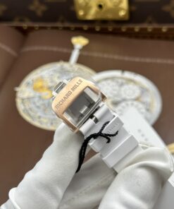 Đồng hồ nữ Richard Mille RM07-01 Rep 11 vỏ gốm trắng máy cơ Thuỵ Sỹ super clone xưởng ZF 36mm (2)
