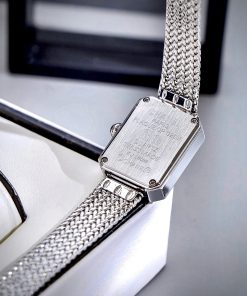 Đồng Hồ Chanel Première nữ mặt xà cừ trắng đính đá viền like auth 20x26mmm