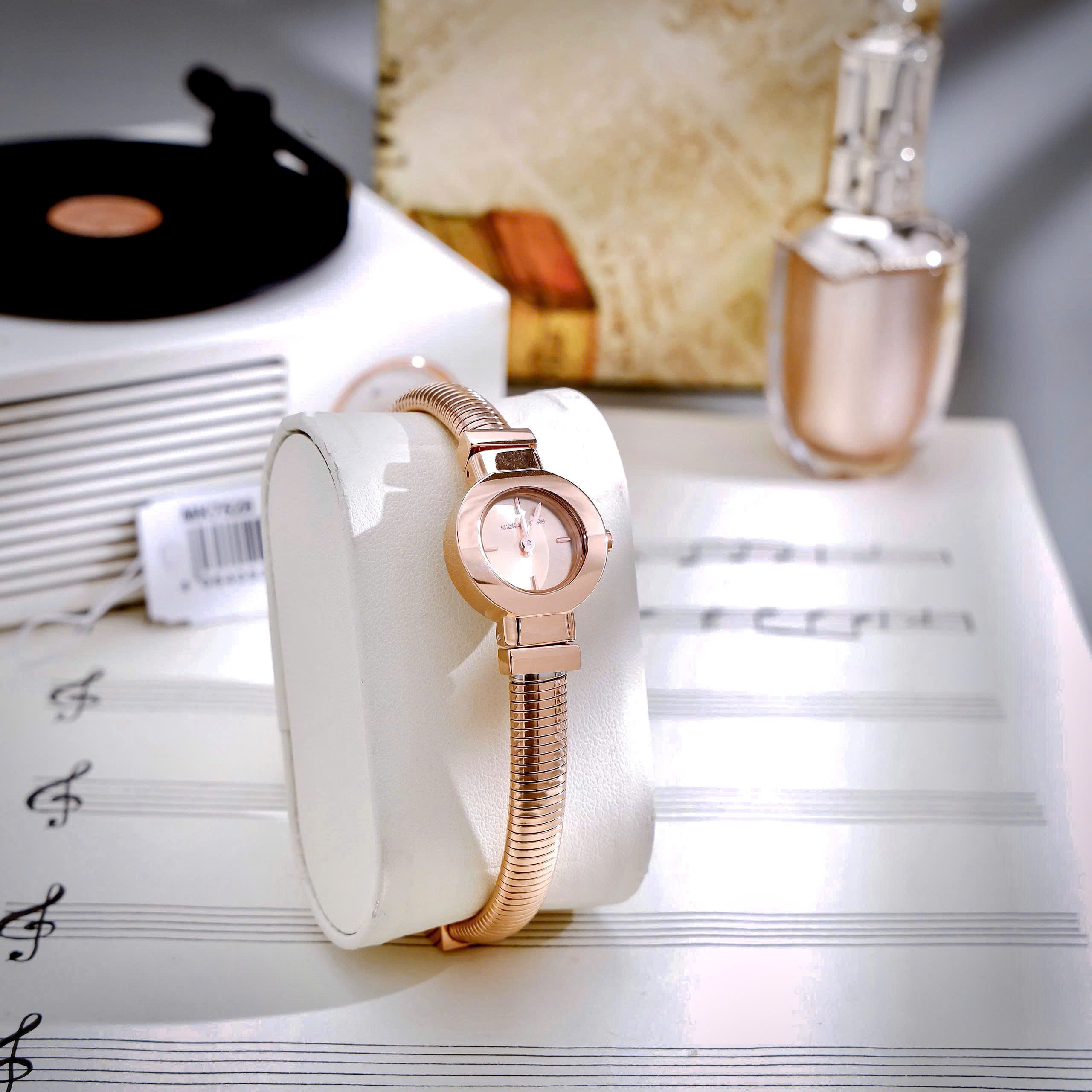 Đồng Hồ Michael Kors Gramercy Analogue MK7527 dây kim loại vàng hồng like auth 21mm (1) Đồng Hồ Michael Kors Gramercy Analogue MK7527