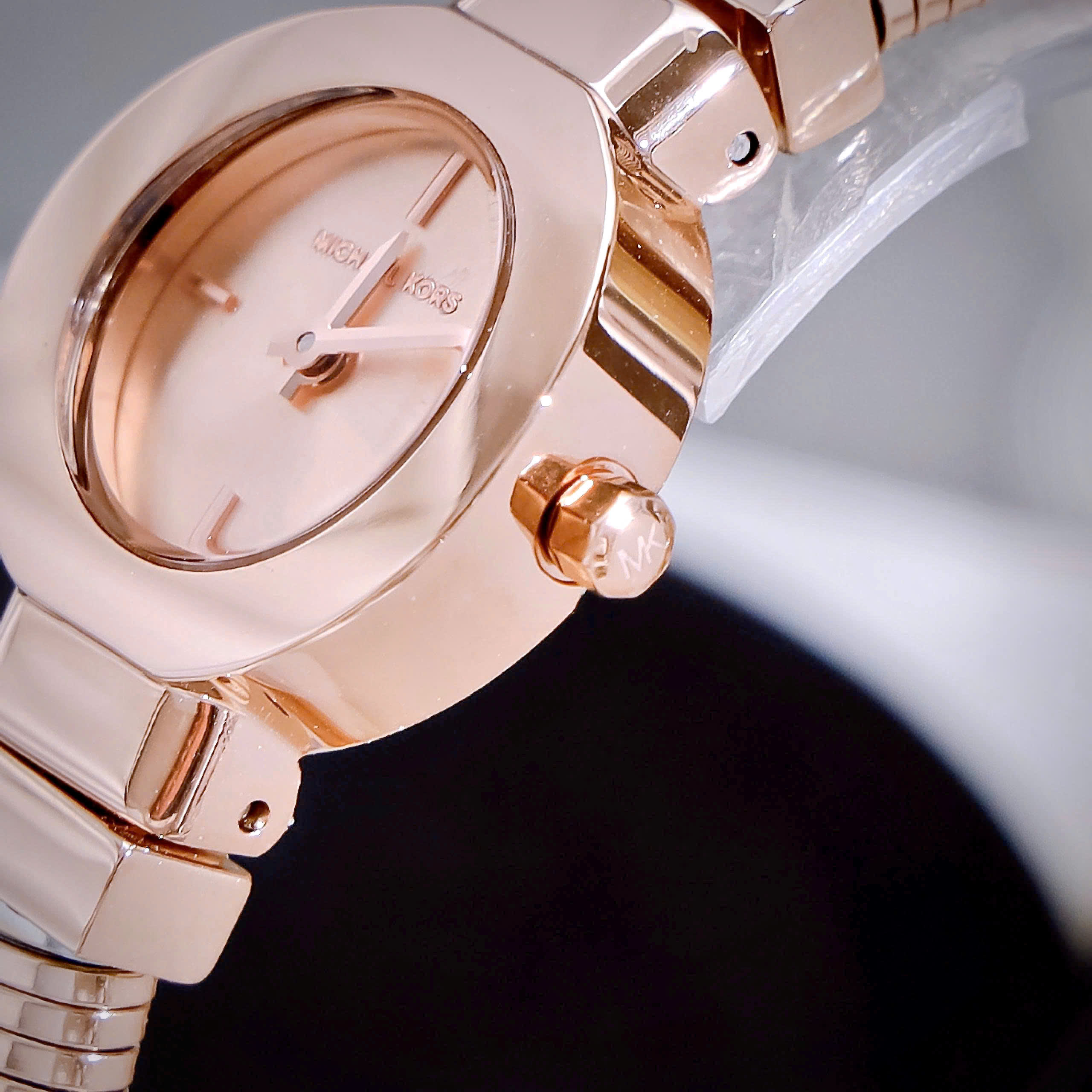 Đồng Hồ Michael Kors Gramercy Analogue MK7527 dây kim loại vàng hồng like auth 21mm (10) Đồng Hồ Michael Kors Gramercy Analogue MK7527