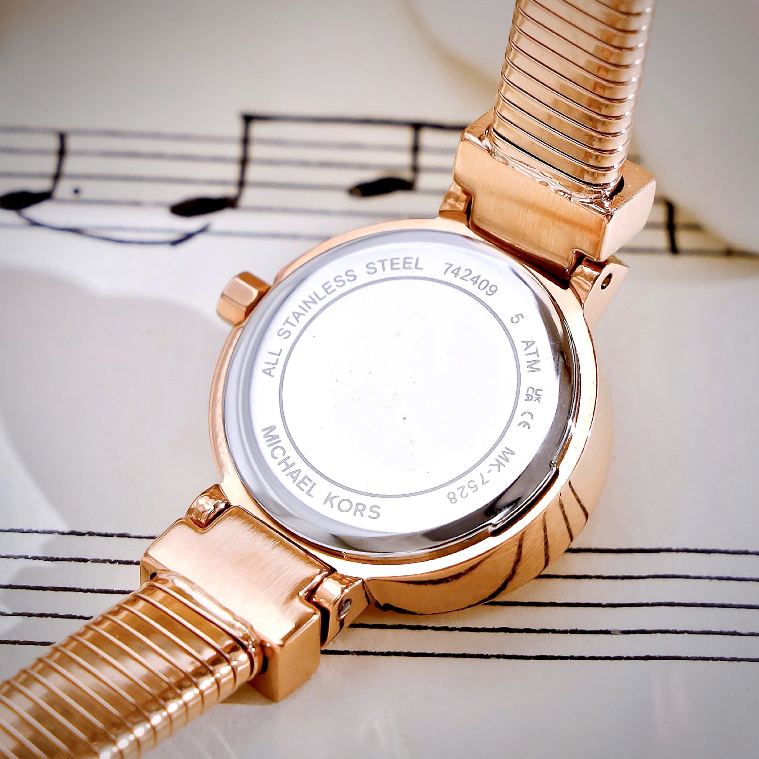 Đồng Hồ Michael Kors Gramercy Analogue MK7527 dây kim loại vàng hồng like auth 21mm (2) Đồng Hồ Michael Kors Gramercy Analogue MK7527