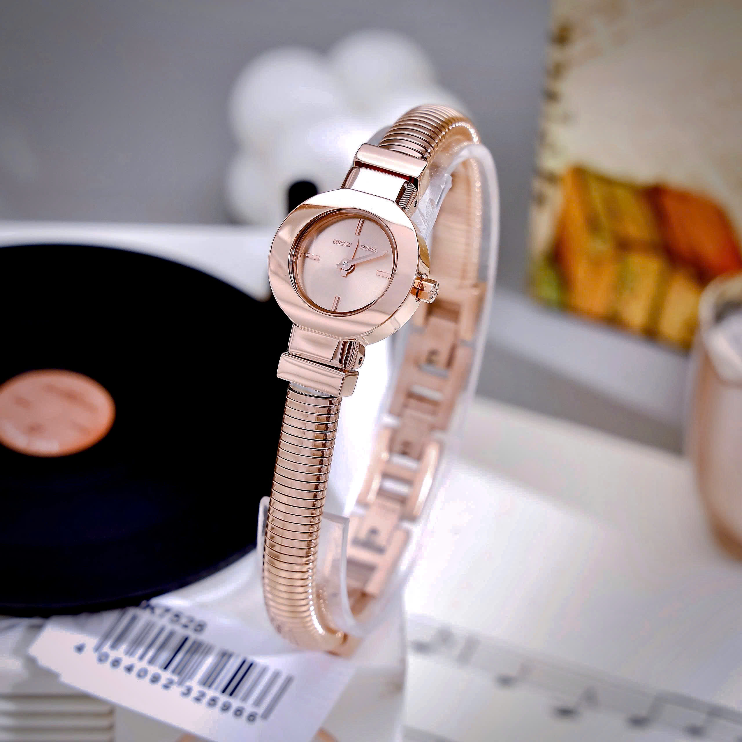 Đồng Hồ Michael Kors Gramercy Analogue MK7527 dây kim loại vàng hồng like auth 21mm (4) Đồng Hồ Michael Kors Gramercy Analogue MK7527