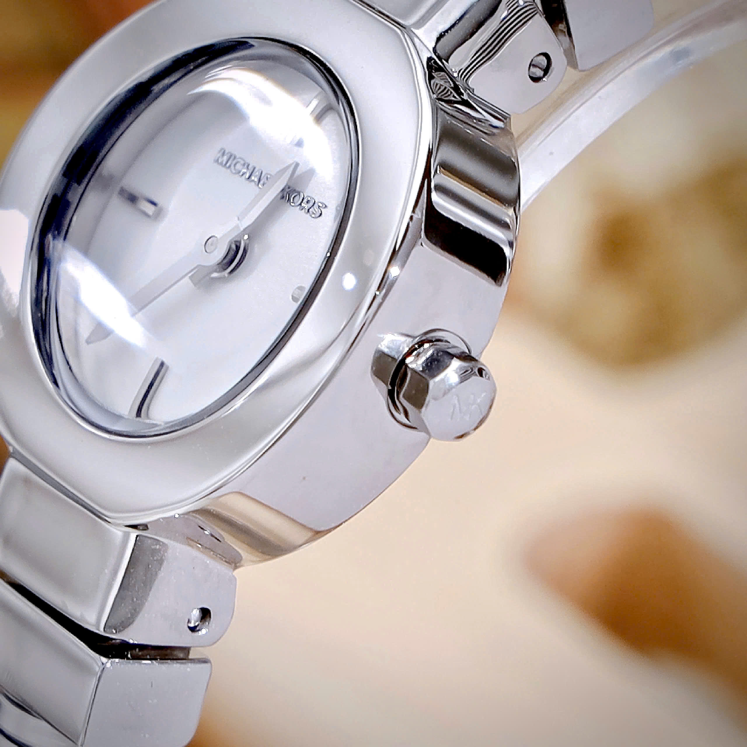 Đồng Hồ Michael Kors Gramercy Analogue nữ mặt xà cừ dây kim loại like auth 21mm (12) Đồng Hồ Michael Kors Gramercy Analogue nữ mặt xà cừ dây kim loại like auth 21mm